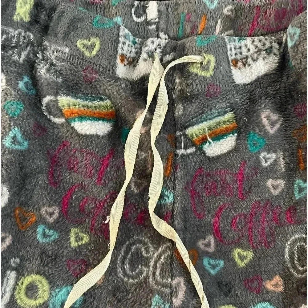 Coffee themed Women’s fuzzy sleep pants size L EUC super soft!! - Picture 4 of 5